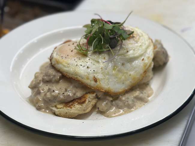 Biscuit & Gravy